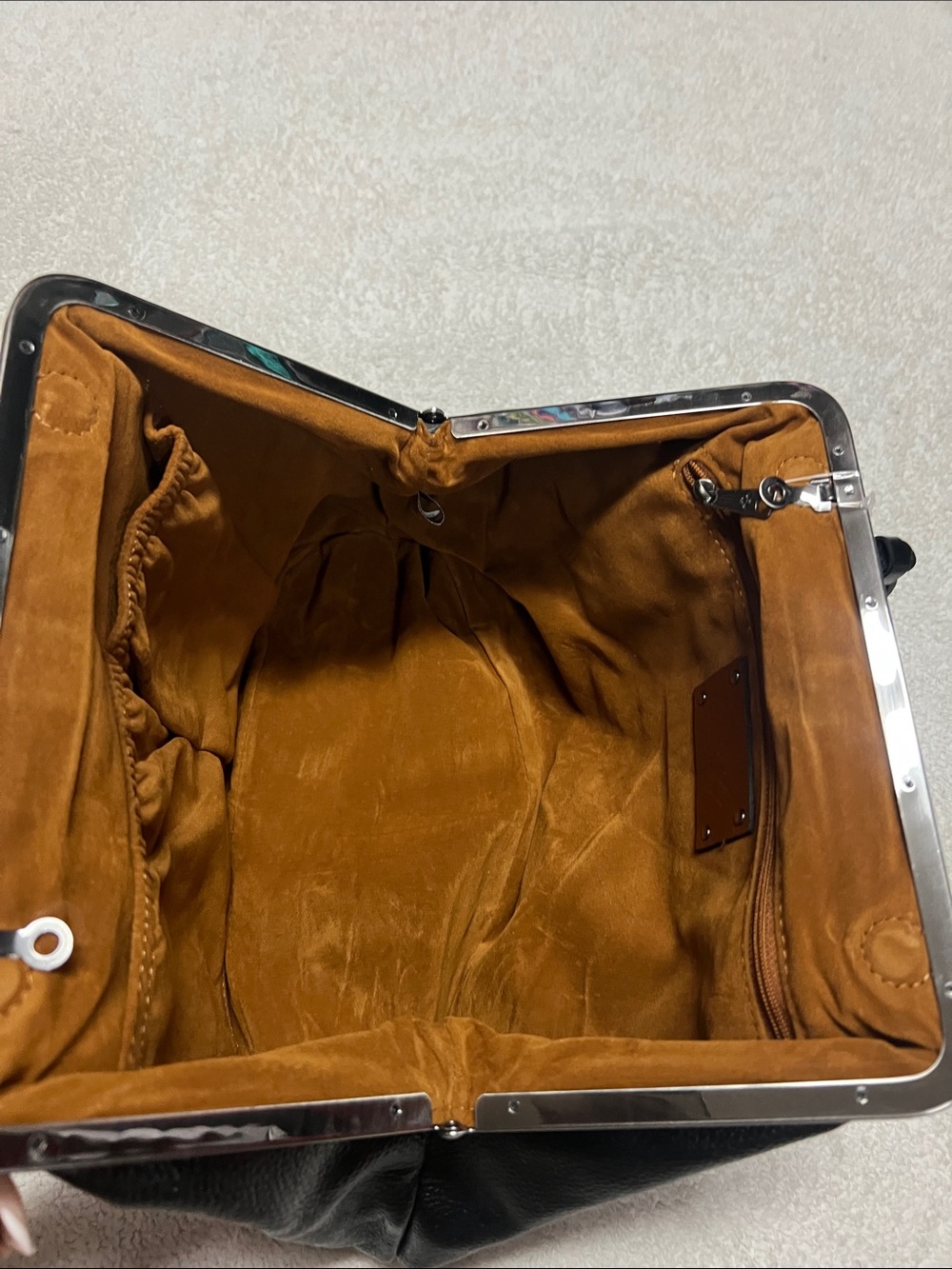 Patricia Nash Sofia Frame Crossbody Rugged Natural Grain Leather - Picture 10 of 12